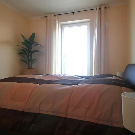 Bernstein We 14 Apartment *